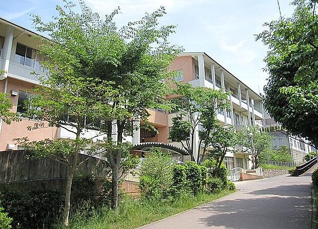 神戸市立有野北中学校