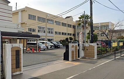 羽曳野市立西浦小学校 徒歩1540m