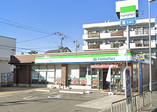 ファミリーマート 下馬伏町店