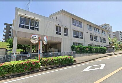 認定こども園鶴舞保育園 徒歩780m