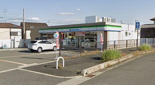 ファミリーマート 香芝下田西店