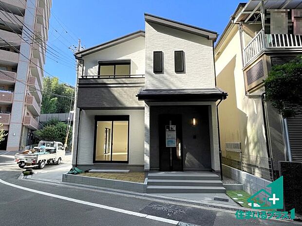 【外観】安心の10年保証！外観を美しく保ち、雨水で汚れを落とします！気になることがありましたら、お気軽にお問い合わせください！