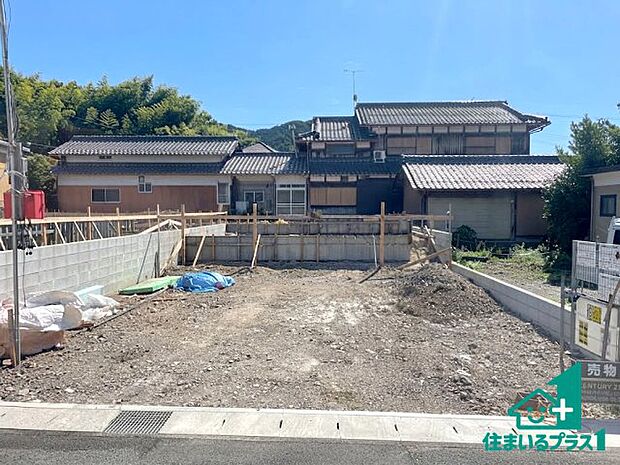 【外観】現在建築中!落ち着いた街並みで新生活を始めることが出来そう!周辺の物件も併せてご紹介させて頂きます!