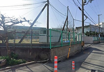 東大阪市立英田南小学校 徒歩300m