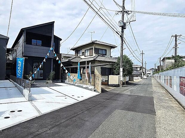 平坦地!前面道路ゆとりがあります♪
