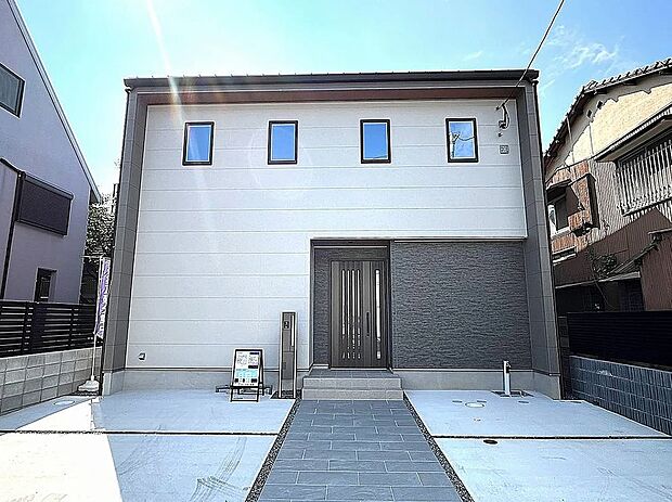 西鉄「井尻」駅徒歩11分・JR「笹原」駅徒歩12分の好立地!