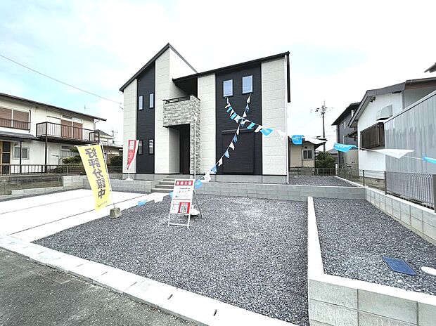 スタイリッシュなデザインのお洒落な外観！