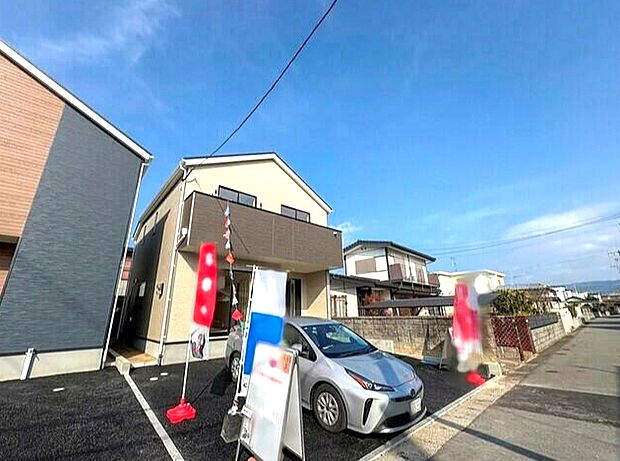 駐車並列最大3台可！