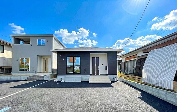 【1号棟】南道路で陽当たり良好！