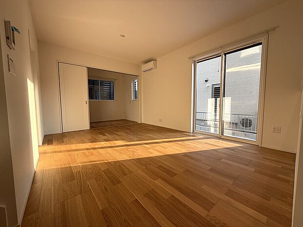 【【2号地】リビング】リビングと洋室をつなげてさらに広々空間!