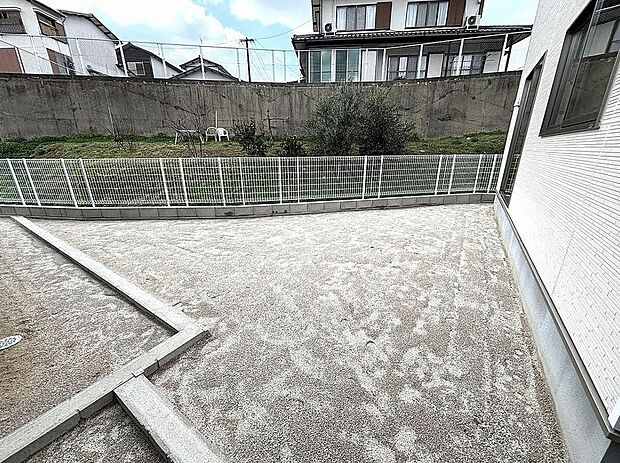 【【1号棟】庭】お庭付き!