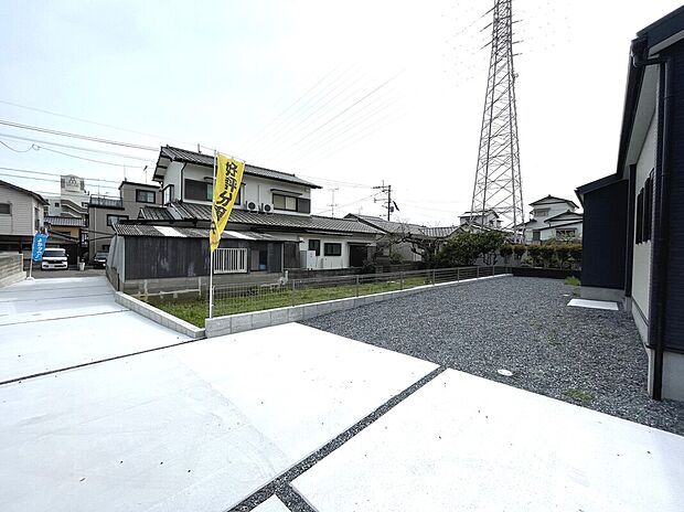 【庭+駐車場】友達や親戚を呼んでBBQも楽しめます♪