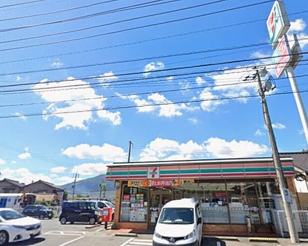 セブンイレブン若松藤ノ木店 （約742m）