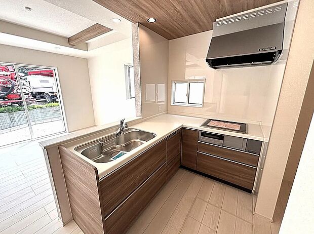 【【2号棟】キッチン】料理がはかどるL型キッチン!