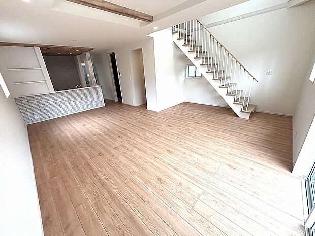 【【1号棟】リビング】LDK広々24.5帖!