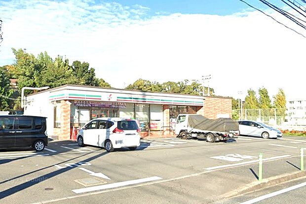 セブンイレブン福岡樋井川4丁目店（約253m）