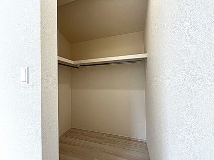 【2号棟】ウォークインクローゼット