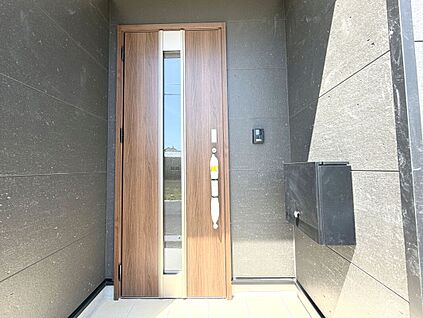 玄関ポーチ