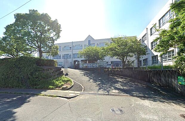 北九州市立高須中学校（約1,390m）