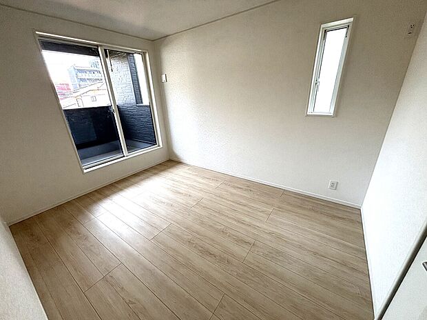【洋室】2階全居室6帖以上で、どのお部屋も使い勝手がいいですよ！