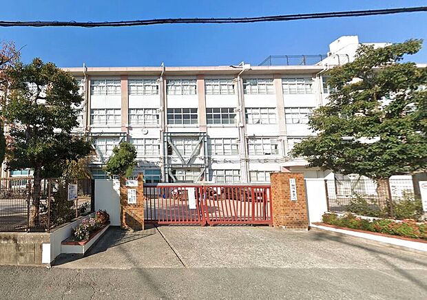 福岡市立田隈中学校（約1,600m）