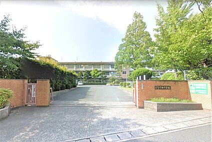 北九州市立穴生中学校 1400ｍ(徒歩18分)
