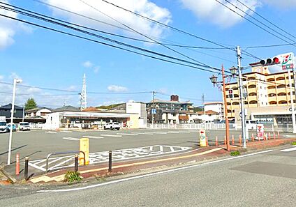 セブンイレブン飯塚片島店 450ｍ(徒歩6分)