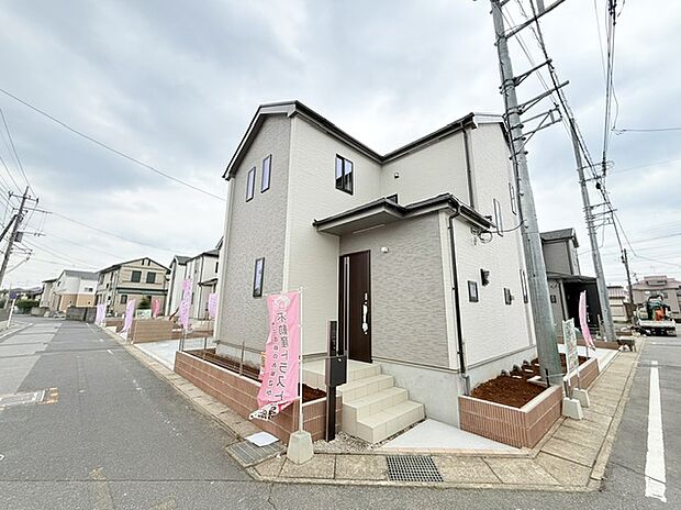■外観、間取り、陽当たり、風通り、リビング、キッチン、駐車、スペース、眺望、街並み、周辺環境など、こちらの物件で毎日の暮らしに役立つポイント「知って納得」生活イメージを詳しく説明させて頂きます。