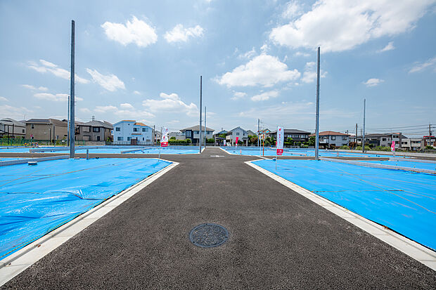 【現地外観】【西東京市、田無・花小金井アドレスに誕生した全25区画の新プロジェクト】武蔵小金井駅、吉祥寺駅、武蔵境駅まで各所からバス便にてアクセス可能な利便性高い立地です