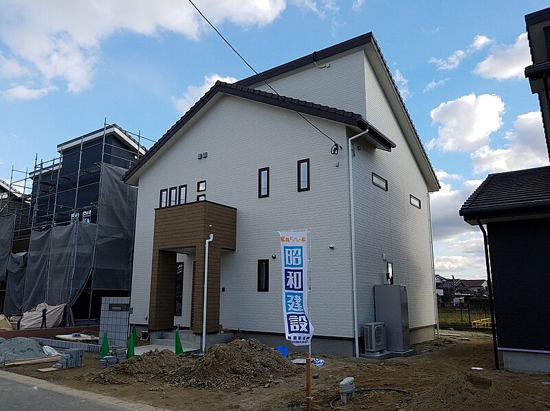 昭和建設 あすてらす南 建売住宅の一戸建て 平成30年12月 116 25m2 45号地 121 00m2 90号地 4ldk W I C 3 0万円 42号地 3 190万円 90号地