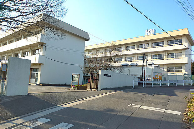 船橋市立高根中学校（現地より徒歩11分）