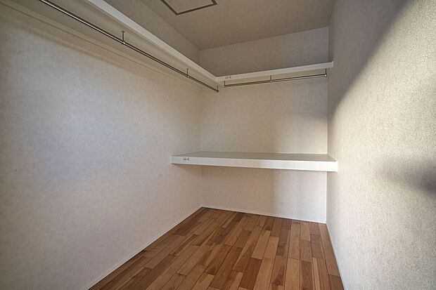 【ウォークインクローゼット】当社施工例