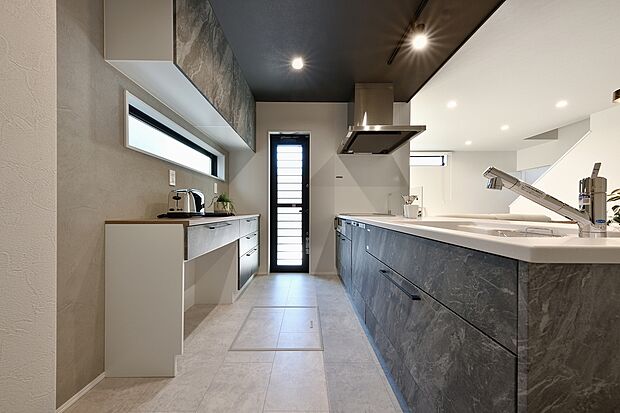 【キッチン（カップボード付き）】タカラスタンダード　キッチン及びカップボード