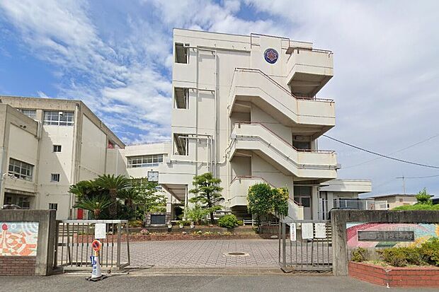 香芝中学校