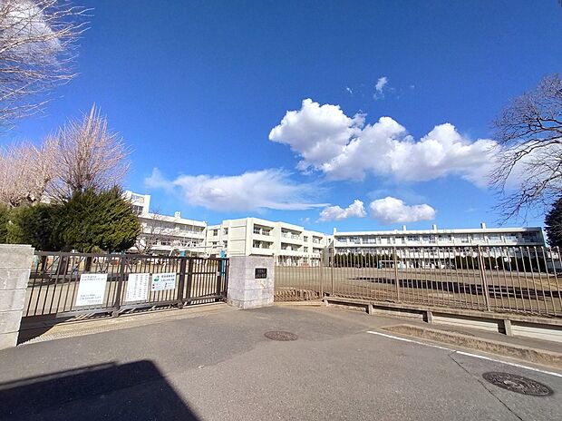 土気小学校