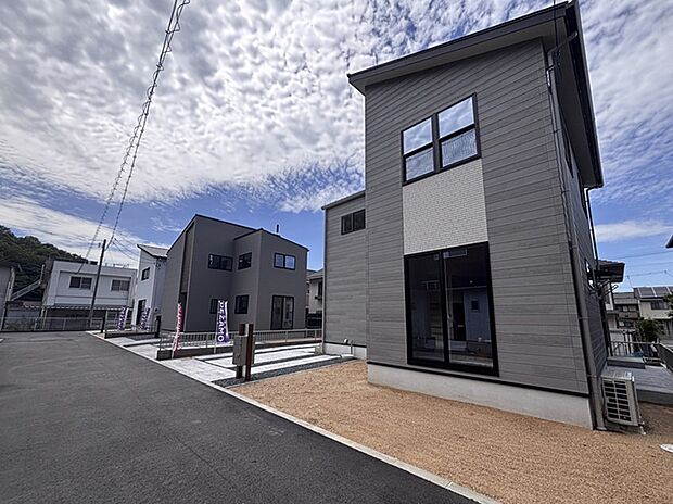 【◆街並み◆】全3棟の分譲地。現在2棟のモデルハウスを同時にご見学いただけます。