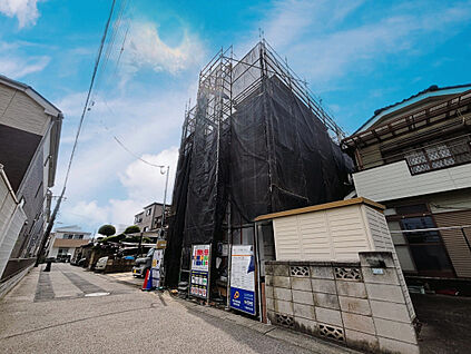 現地外観写真（8/1撮影）