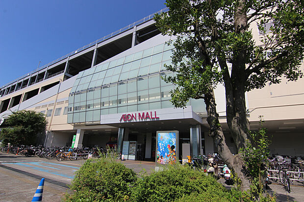 イオンモール川口前川（約120m）