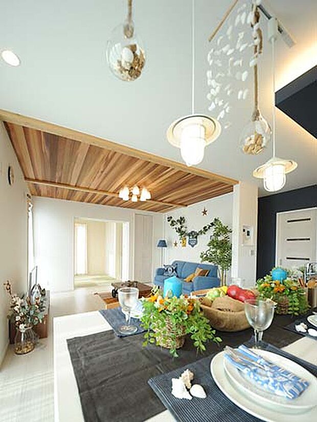 【【プラン例】】ユウハウジングは女性設計士と創る夢の注文住宅です。デザインのみならず、機能性などにもこだわっています。次世代からも愛される、長期優良住宅です。