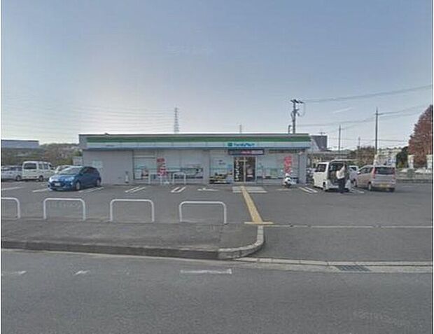 ファミリーマート和泉内田町店