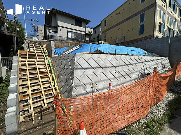 戸部駅徒歩約８分！最終１棟です。
横浜駅にも徒歩圏内なのでお出かけも通勤通学もスムーズな好立地です。