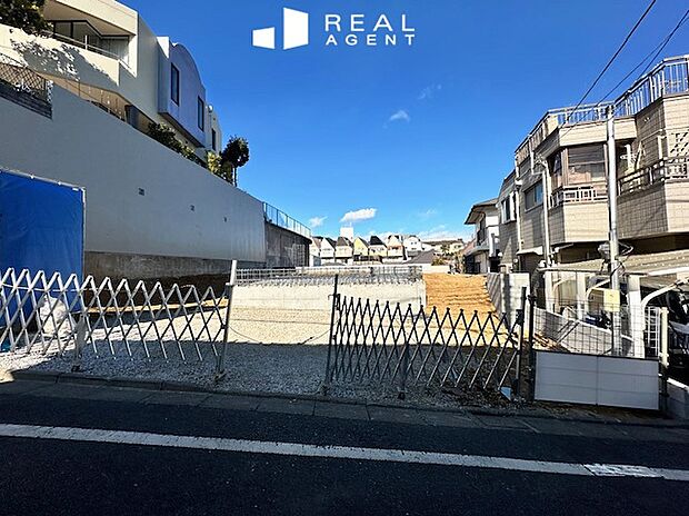 【現地撮影】現地にて、陽当りや間取りなど実際にご確認頂けます。マイホームの夢のお手伝いを是非させてください！