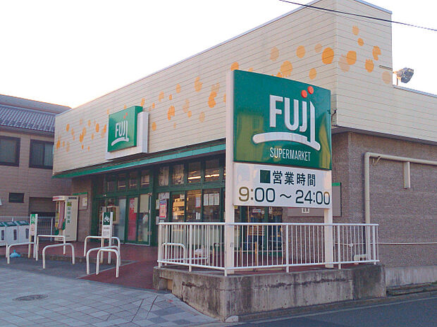 Fuji天神橋店（約400m）