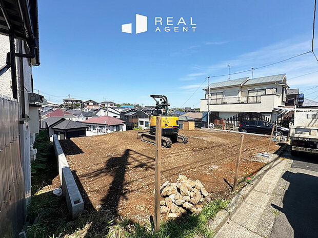 【現地撮影】敷地面積159m2～179m2の広大な敷地！参考プランは車種により車庫駐車2台可！パントリー付きの4LDＫで暮らしやすさ◎