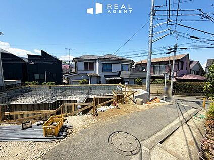 現地前面道路