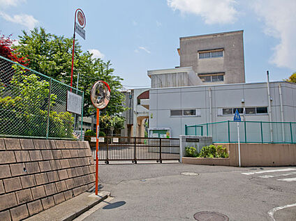横浜市立永田小学校 750ｍ