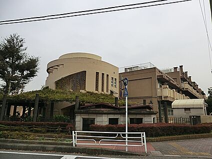 横浜市立大岡小学校 300ｍ
