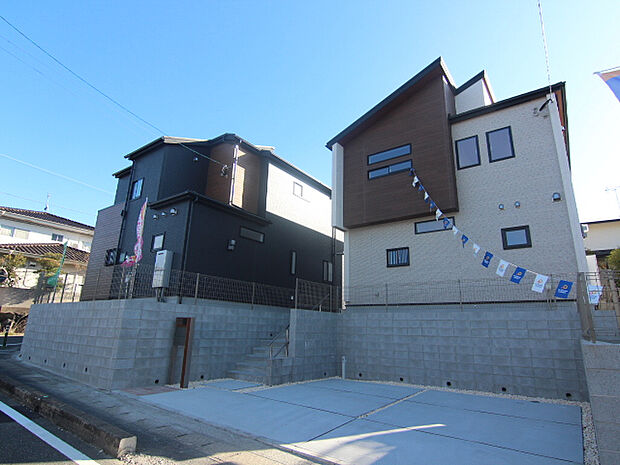 外観　左1号棟　右2号棟　