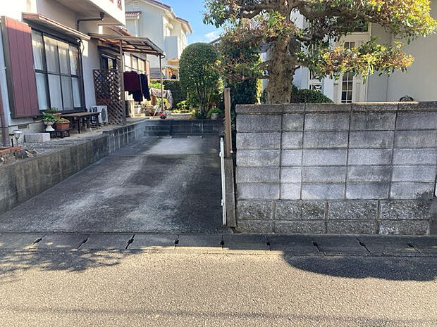 現地写真　※建物解体後の引き渡しとなります。
