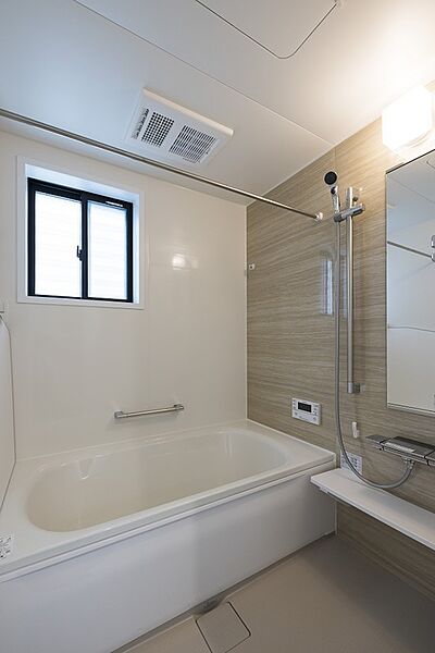 (1)1階浴室/3号地モデルハウス